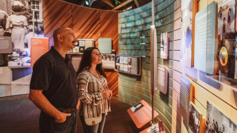 在贝塞尔伍兹博物馆了解伍德斯托克的文化魅力