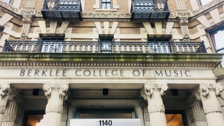 波士顿伯克利音乐学院之外 波士顿伯克利音乐学院之外