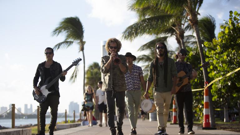 Xperimento 乐队将他们的音乐带到这座城市 Xperimento 乐队将他们的音乐带到这座城市