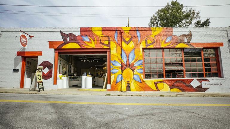 阿什维尔五彩斑斓的壁画