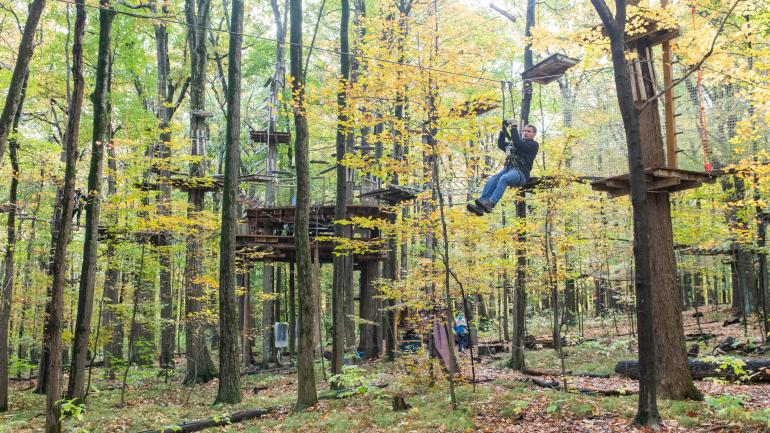 体验布里斯托尔山空中探险高空索道