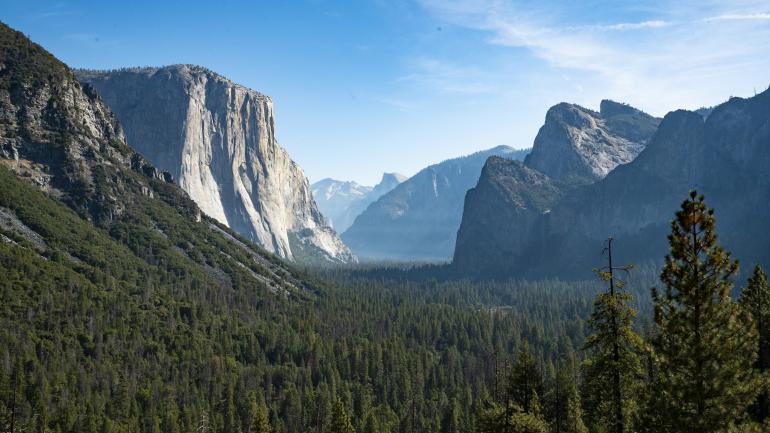加利福尼亚州优胜美地国家公园著名的隧道观景点 加利福尼亚州优胜美地国家公园著名的隧道观景点