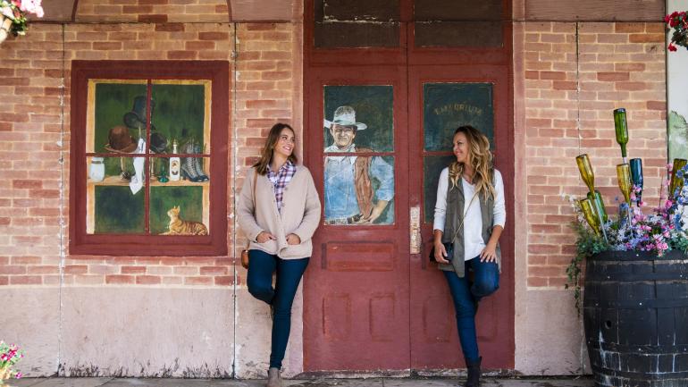 纵情拍摄加利福尼亚州科尔特维尔当地艺术的有趣照片 纵情拍摄加利福尼亚州科尔特维尔当地艺术的有趣照片