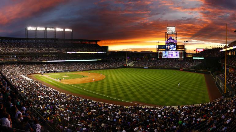 科罗拉多落基山棒球队主场,库尔斯球场的日落 科罗拉多落基山棒球队主场,库尔斯球场的日落