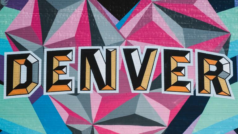 “Love This City”壁画 “Love This City”壁画