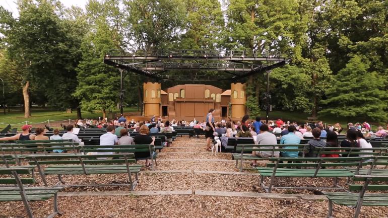 路易维尔老区中央公园里的莎士比亚