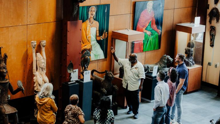 参观 Roots 101 非裔美国人博物馆 参观 Roots 101 非裔美国人博物馆