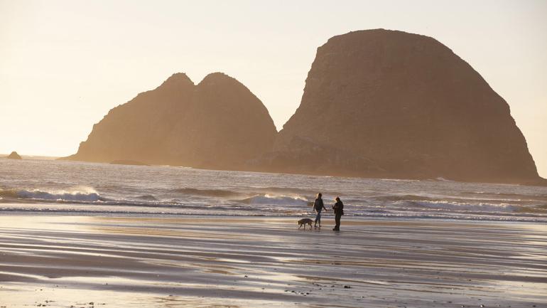 在加农海滩观日落 在加农海滩观日落