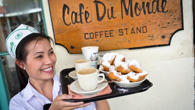 杜梦咖啡馆的著名咖啡和贝奈特饼 杜梦咖啡馆的著名咖啡和贝奈特饼