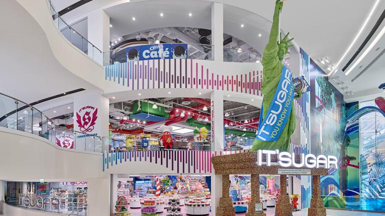 American Dream 购物中心的多层糖果百货商店 IT’SUGAR