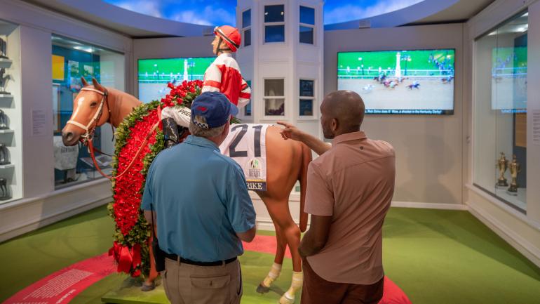 探索肯塔基赛马博物馆的展览和展示 探索肯塔基赛马博物馆的展览和展示