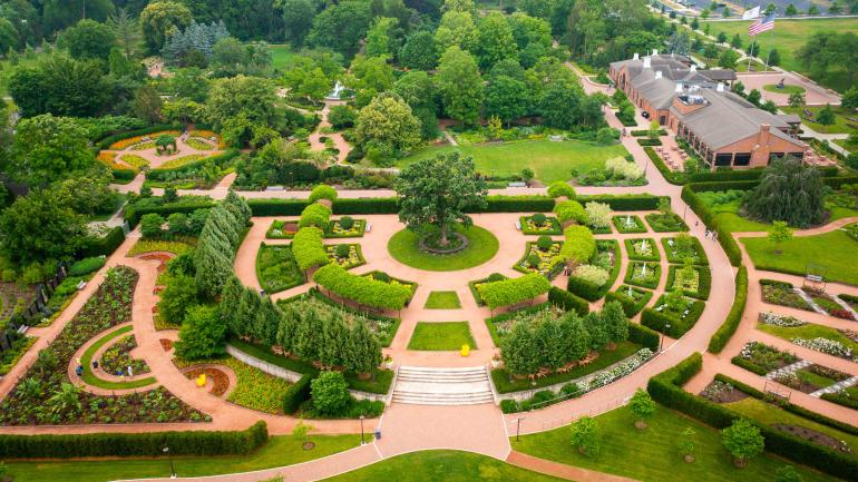 鸟瞰坎提格尼庄园的原生态花园