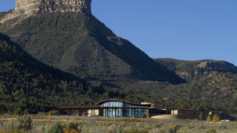 梅萨维德游客和研究中心靠近公园入口处