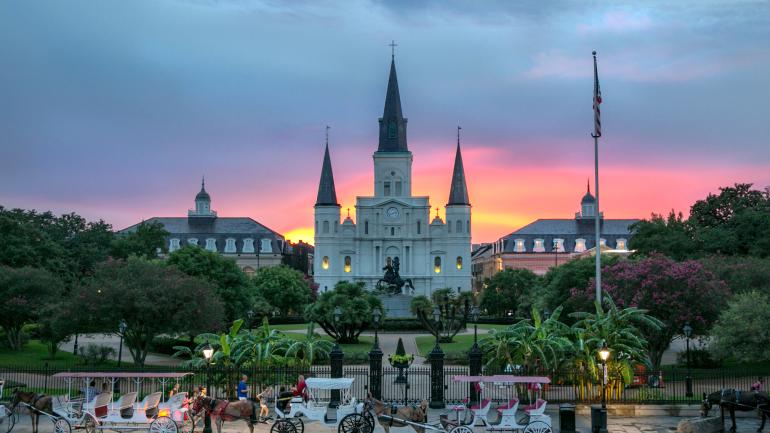 位于法国区中心历史悠久的杰克逊广场