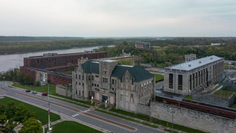 空中俯瞰密苏里州立监狱