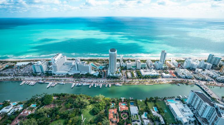 佛罗里达州迈阿密海滩的航拍景观