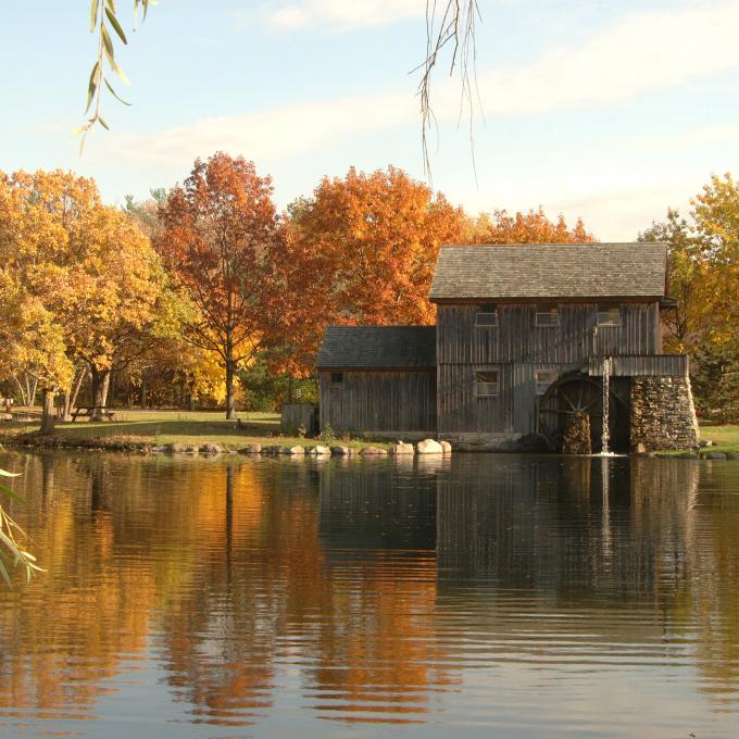历史悠久的米德韦村 历史悠久的米德韦村