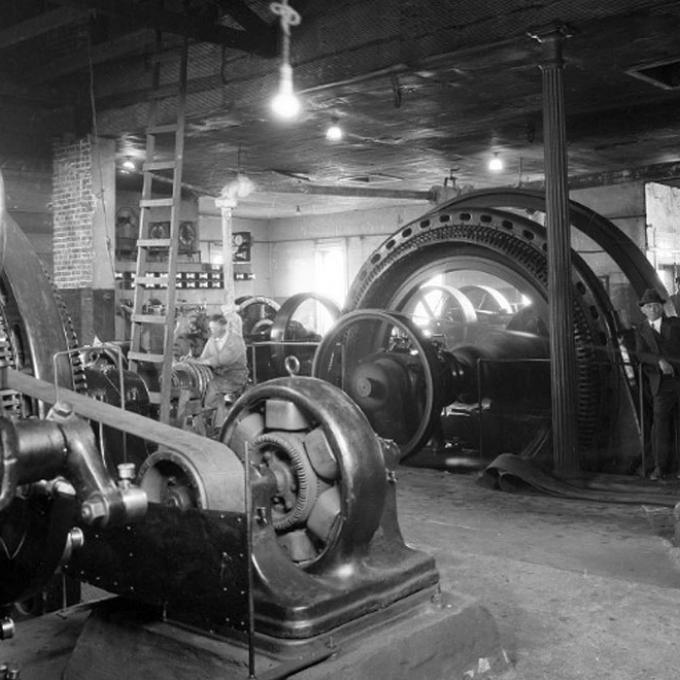 拉勒米第一座发电厂的老照片