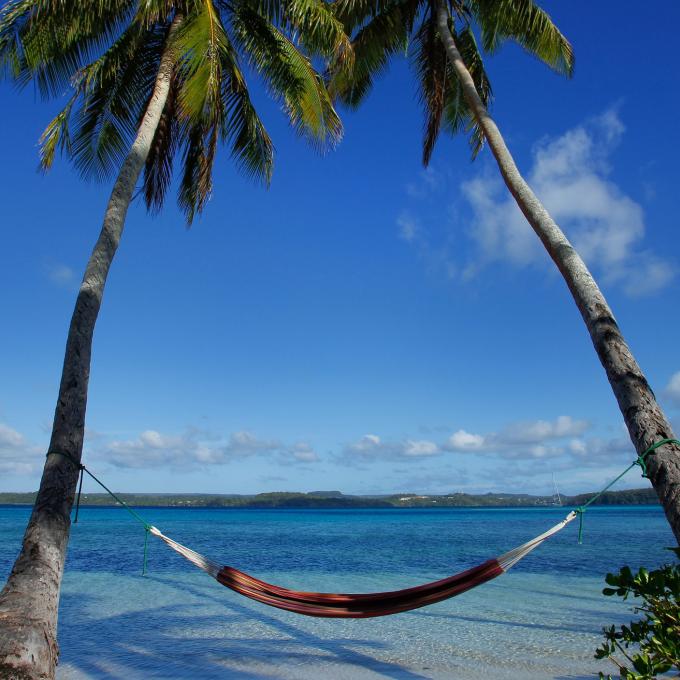 想找一处人烟稀少的海滩？奥弗岛上的居民只有 300 人左右。