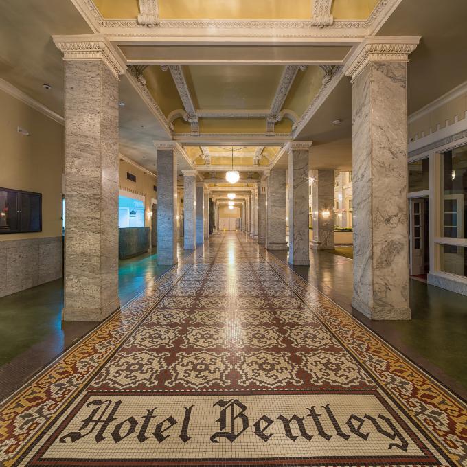 宾利酒店的奢华大厅 宾利酒店的奢华大厅