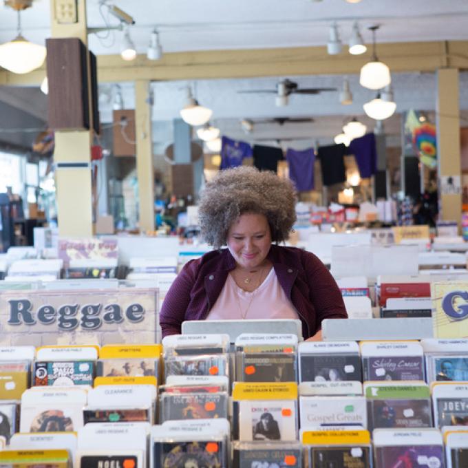 来自明尼苏达州明尼阿波利斯的 Lady Lark 来自明尼苏达州明尼阿波利斯的 Lady Lark