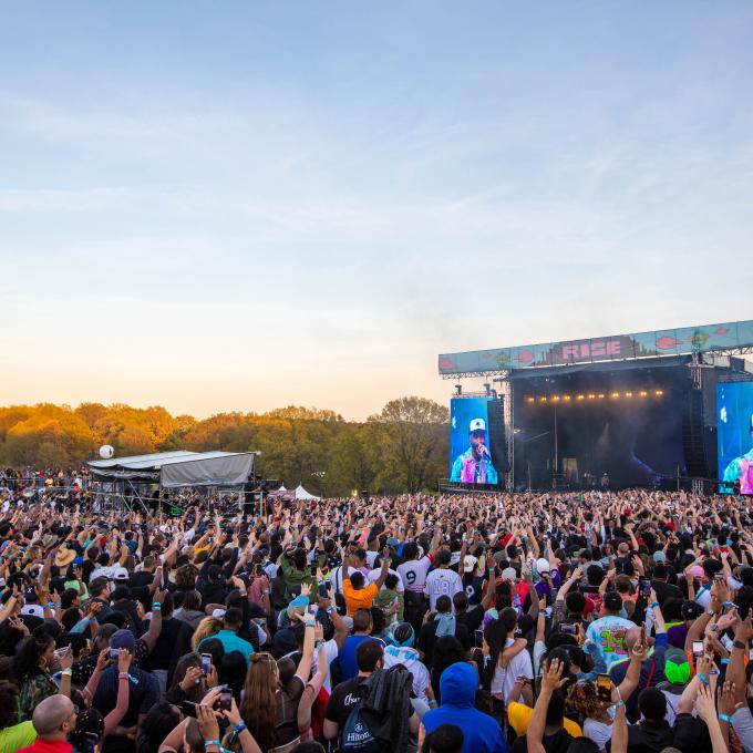 北卡罗来纳州罗利 Dreamville Music Festival 音乐节上的演出 北卡罗来纳州罗利 Dreamville Music Festival 音乐节上的演出