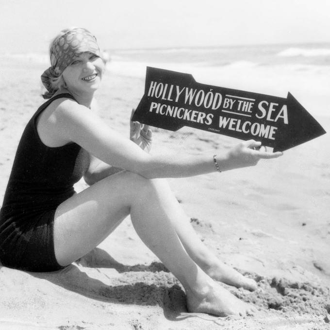 一张欢迎人们游览加利福尼亚州奥克斯纳德的老照片 一张欢迎人们游览加利福尼亚州奥克斯纳德的老照片