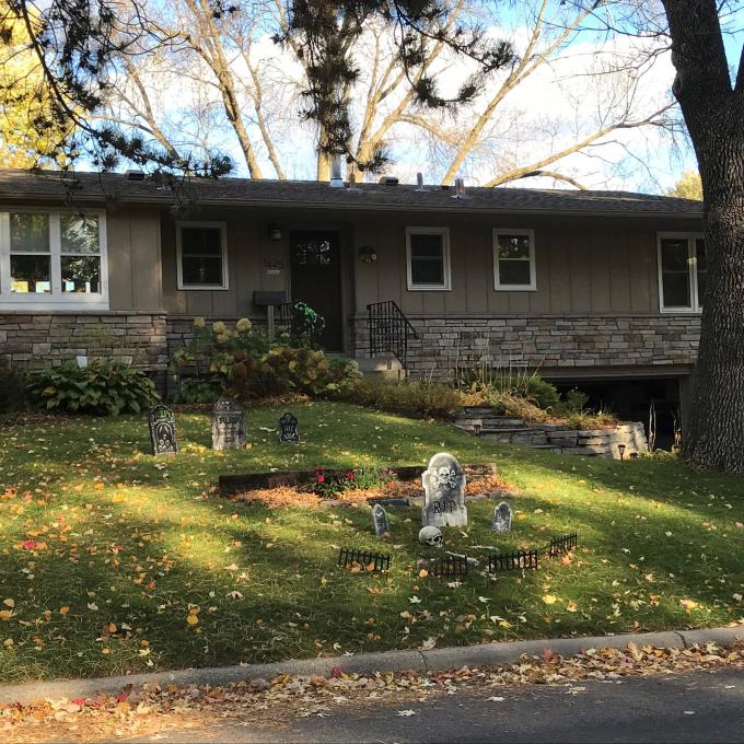 电影制作人乔尔·科恩和伊桑·科恩在明尼苏达州圣路易斯帕克的童年故居