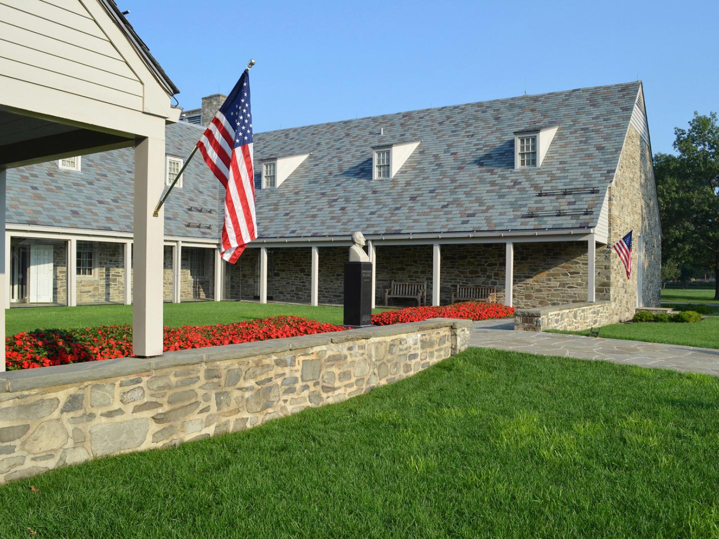 温暖和煦的一天，于罗斯福总统图书馆与博物馆度过温暖和煦的阵亡将士纪念日