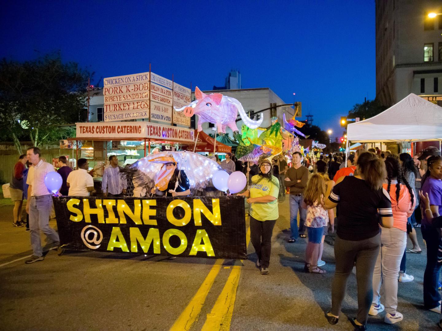 亚历山德里亚河流庆典上的游行 亚历山德里亚河流庆典上的游行
