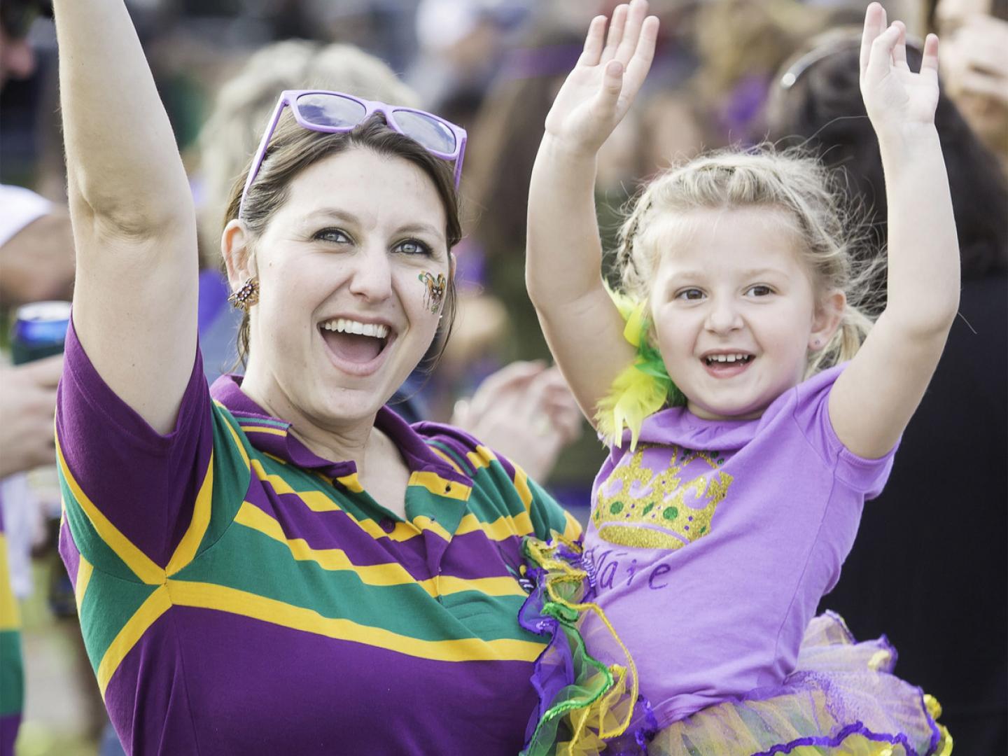 在新奥尔良狂欢节上尽情呐喊 在新奥尔良狂欢节上尽情呐喊