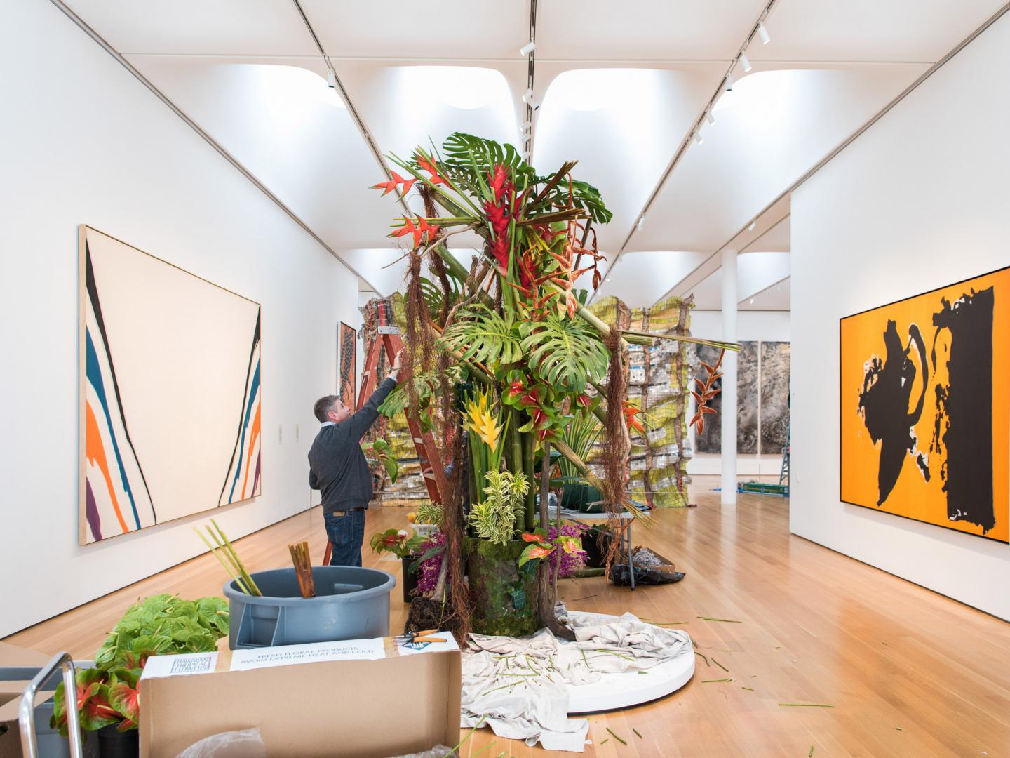 在北卡罗来纳州罗利为 Art in Bloom (绽放的艺术) 举办展览 在北卡罗来纳州罗利为 Art in Bloom (绽放的艺术) 举办展览