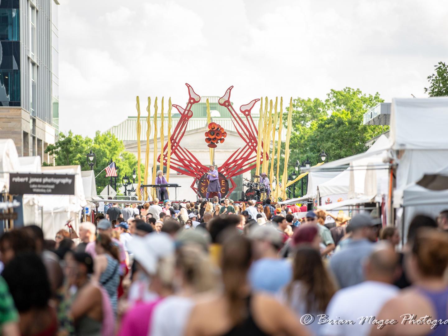 欣赏北卡罗来纳州罗利 Artsplosure 艺术节的音乐会 欣赏北卡罗来纳州罗利 Artsplosure 艺术节的音乐会