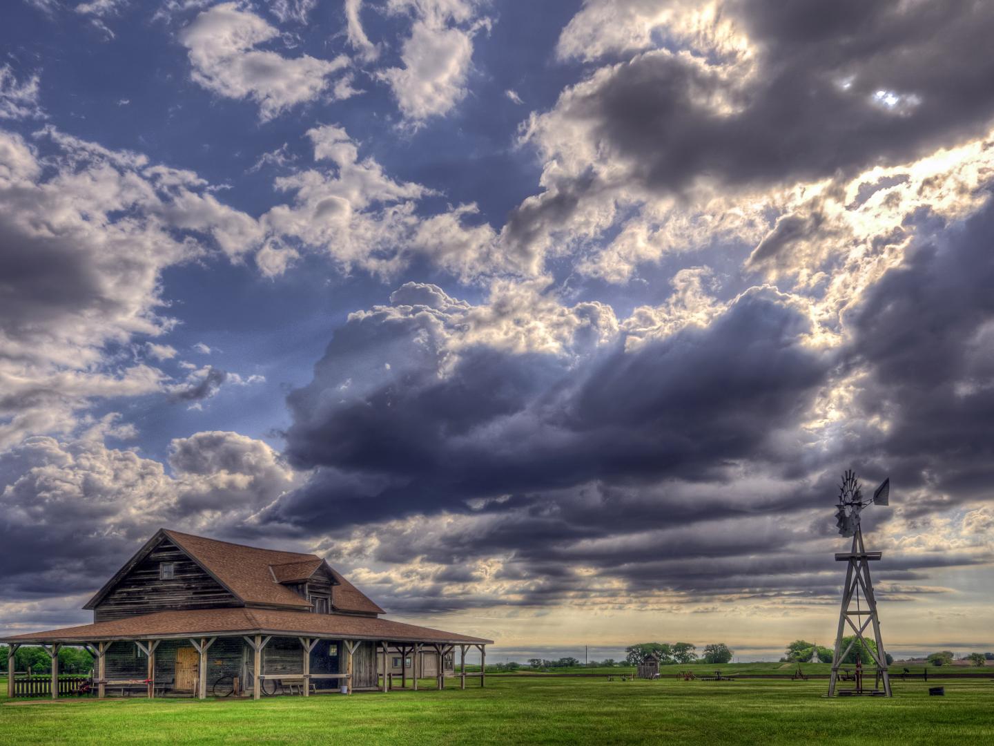 万里晴空下的劳拉·英格斯·怀德故居 万里晴空下的劳拉·英格斯·怀德故居