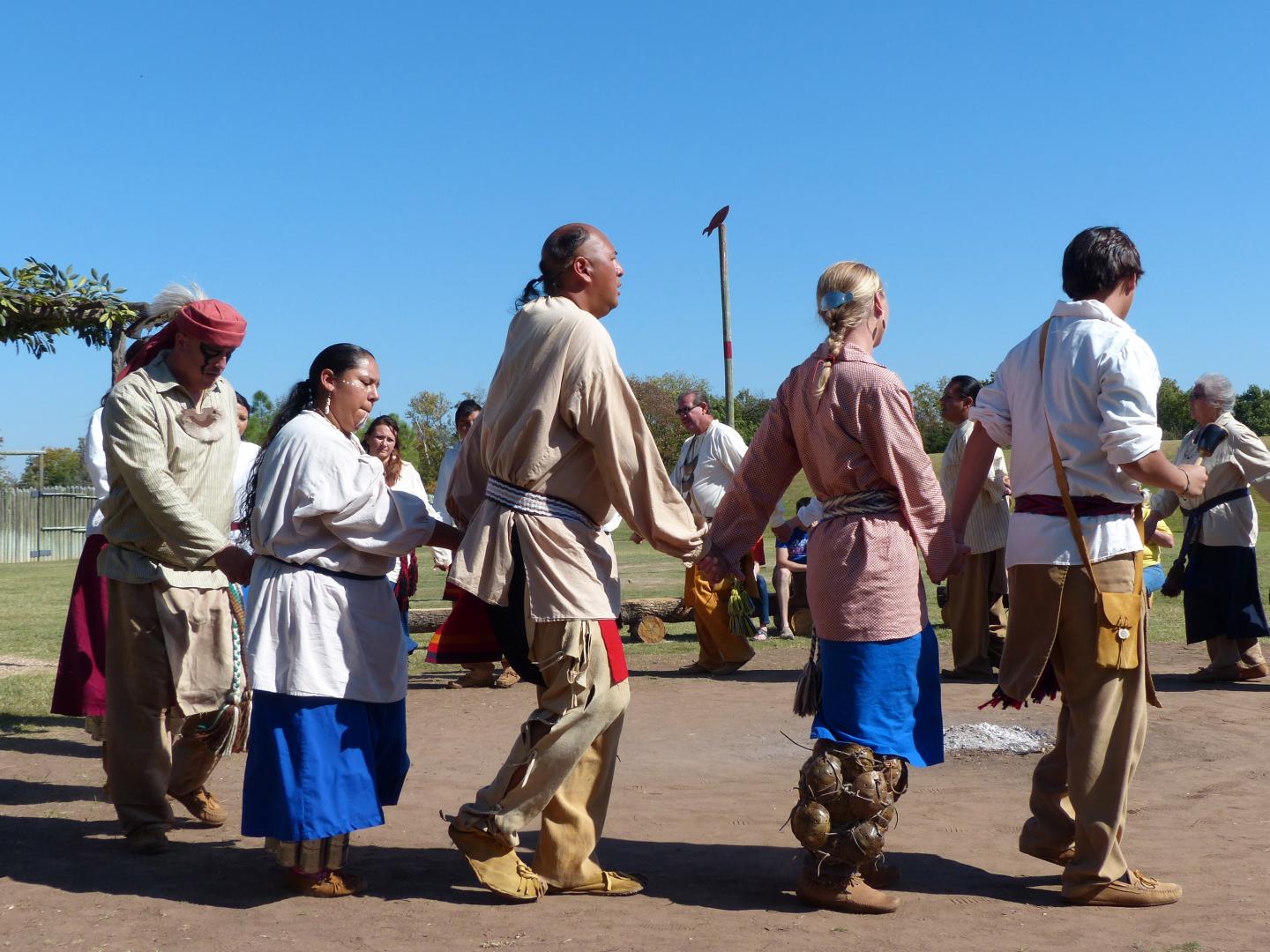 萨尔弗奇克索文化中心的舞蹈展示 萨尔弗奇克索文化中心的舞蹈展示