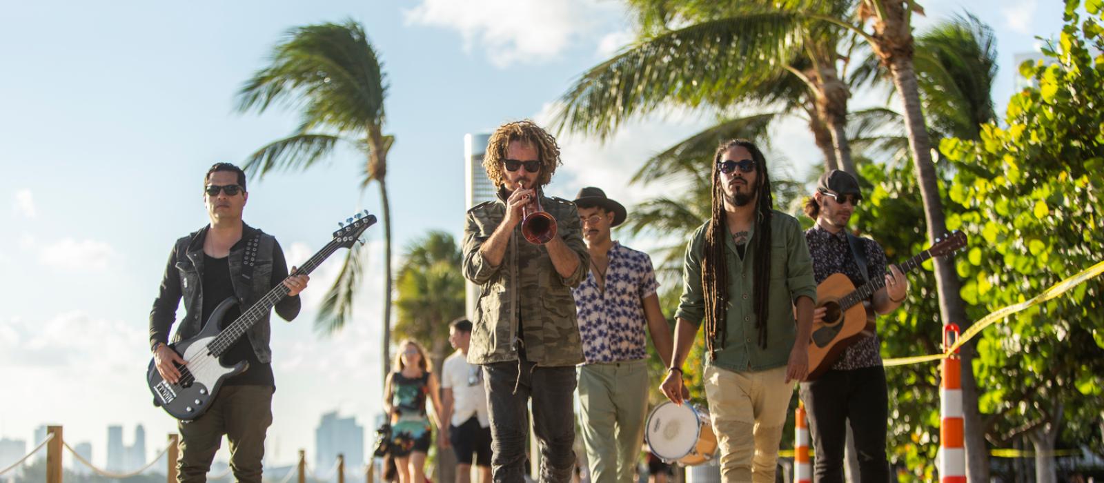 佛罗里达州迈阿密的 Xperimento 乐队