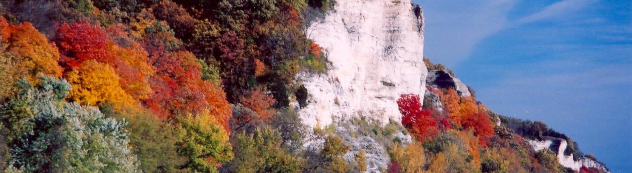 Scenic byway near Alton, Illinois in Autumn