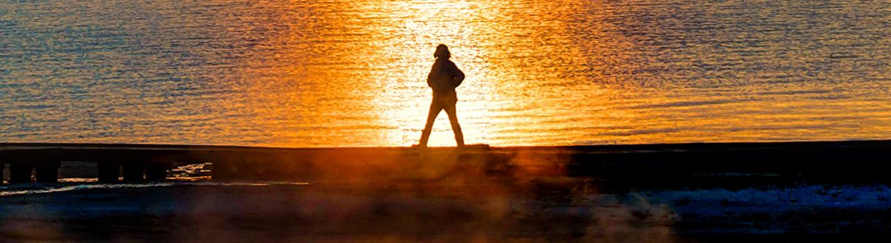 欣赏黄石湖上绝美的日出风光