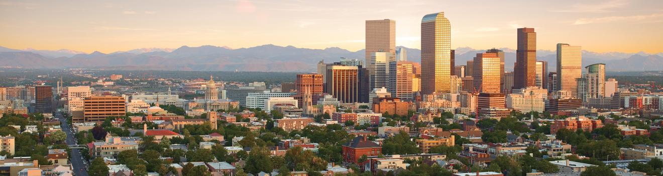 科罗拉多州丹佛清晨的天际线美景 科罗拉多州丹佛清晨的天际线美景