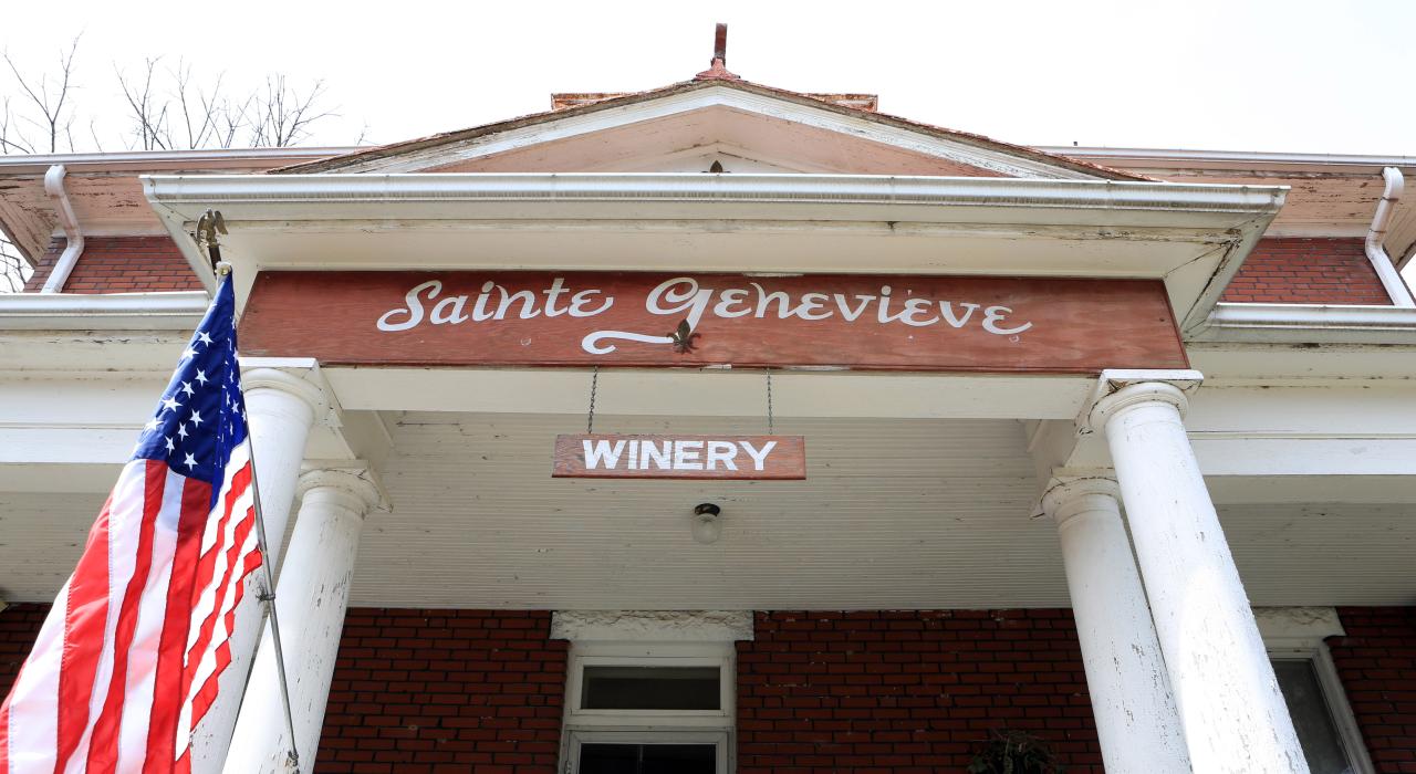 Entrance of the St. Genevieve Winery in Missouri