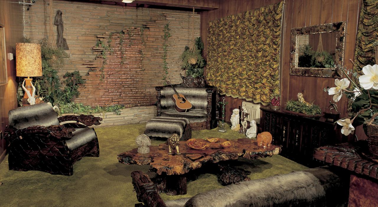 The Jungle Room at Graceland in Memphis, Tennessee The Jungle Room at Graceland in Memphis, Tennessee