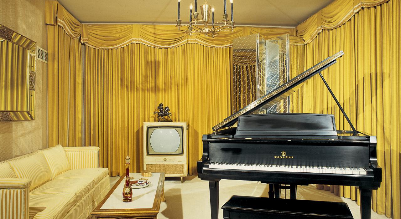 The music room at Graceland, Elvis Presley's mansion in Memphis, Tennessee The music room at Graceland, Elvis Presley's mansion in Memphis, Tennessee