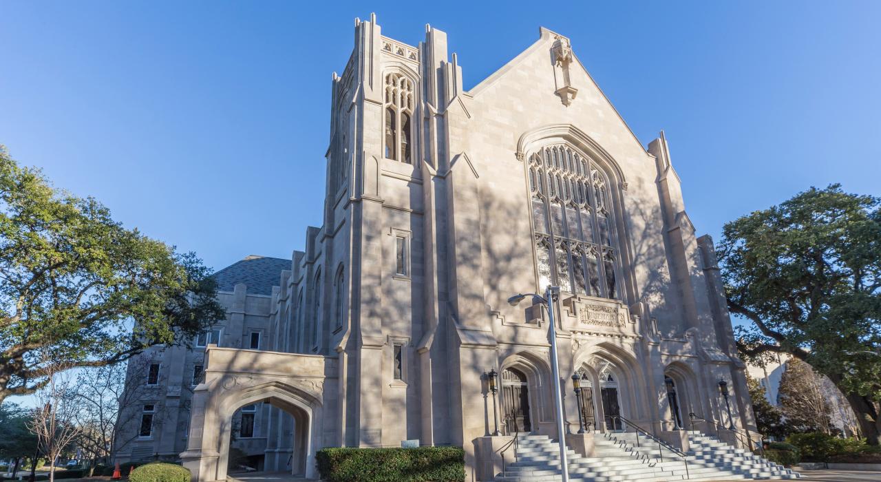 建于 1926 年的第一浸信会基督徒生活中心 建于 1926 年的第一浸信会基督徒生活中心