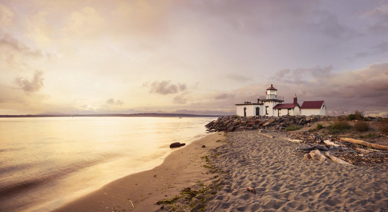 探索公园(Discovery Park)的黄昏 探索公园(Discovery Park)的黄昏