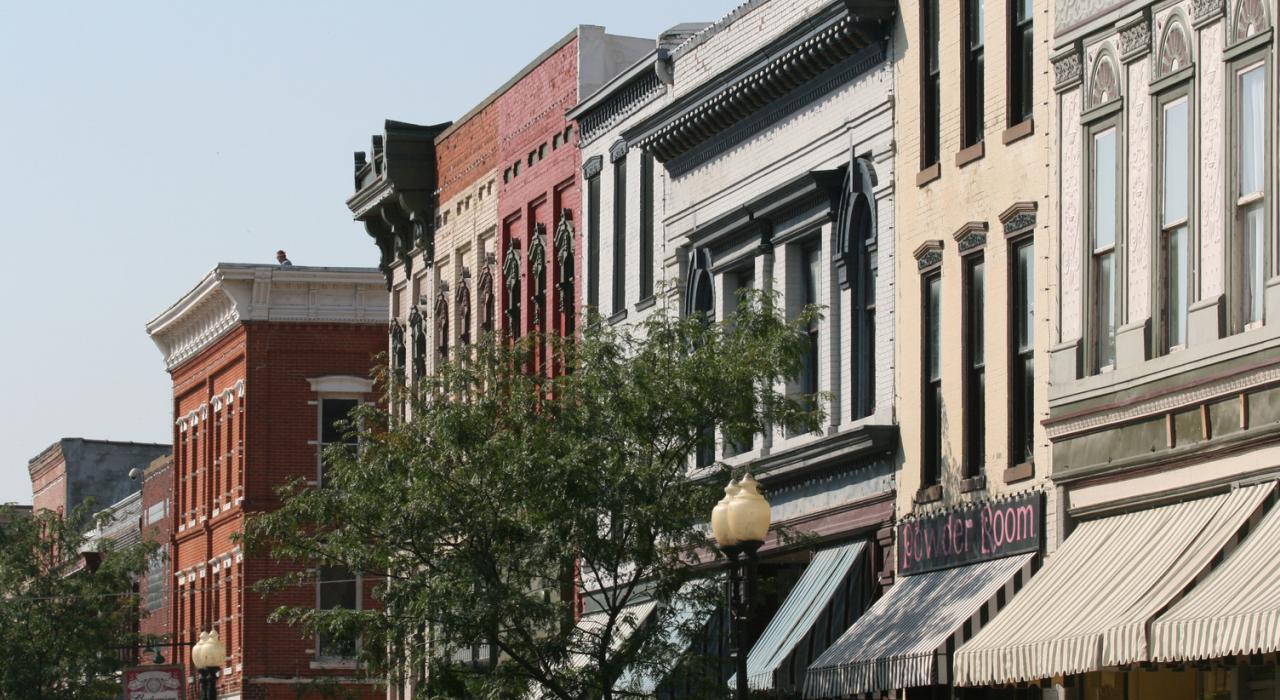 Showcasing Main Street's shops and architecture