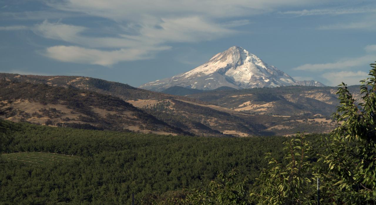 俄勒冈州胡德山的迷人景致 俄勒冈州胡德山的迷人景致