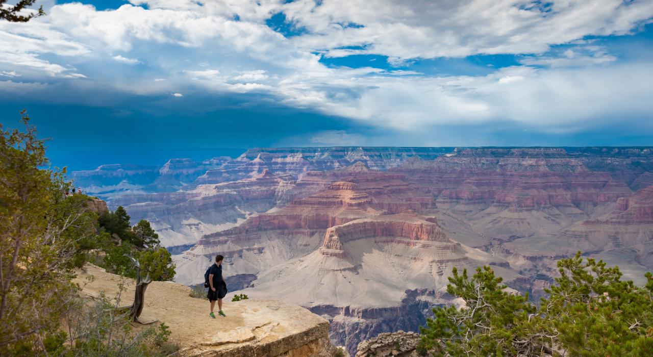 亚利桑那州大峡谷一望无垠的辽阔美景
