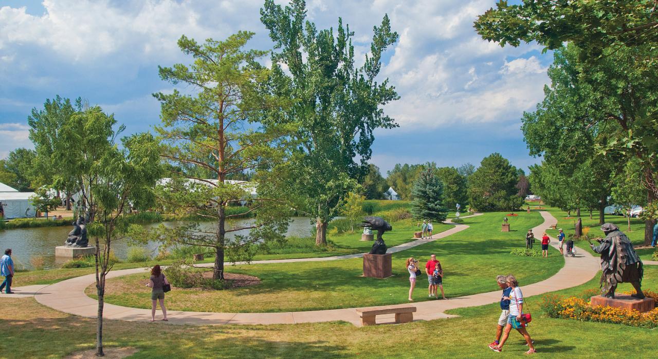 漫步在拉夫兰的 Benson 雕塑花园