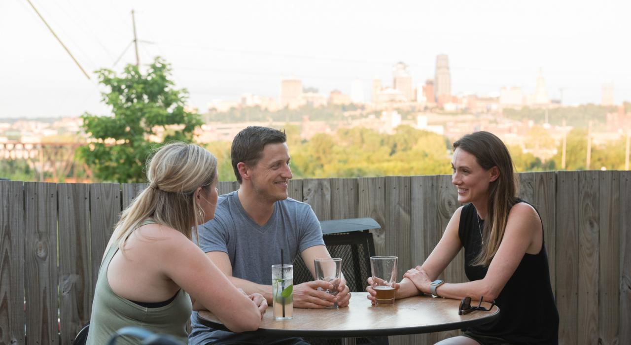 城市的瑰丽风光与周末的欢乐时光 城市的瑰丽风光与周末的欢乐时光