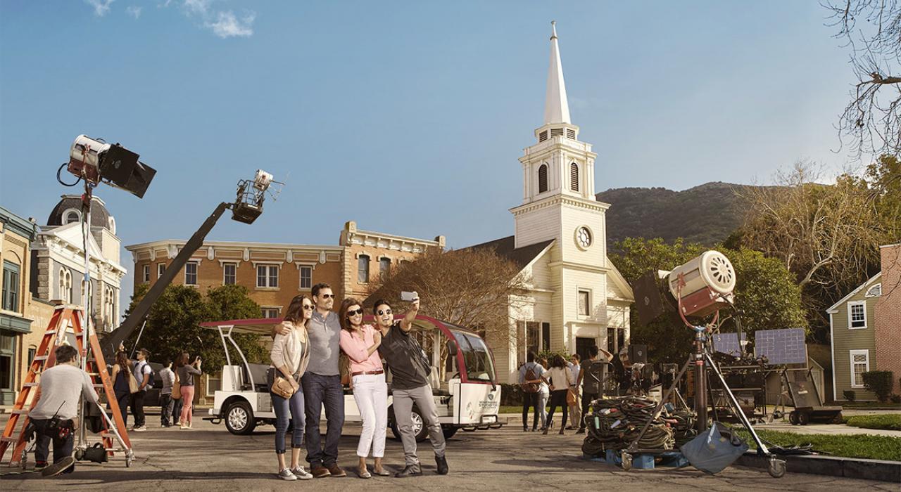 伯班克的华纳兄弟工作室参观外景场地 伯班克的华纳兄弟工作室参观外景场地